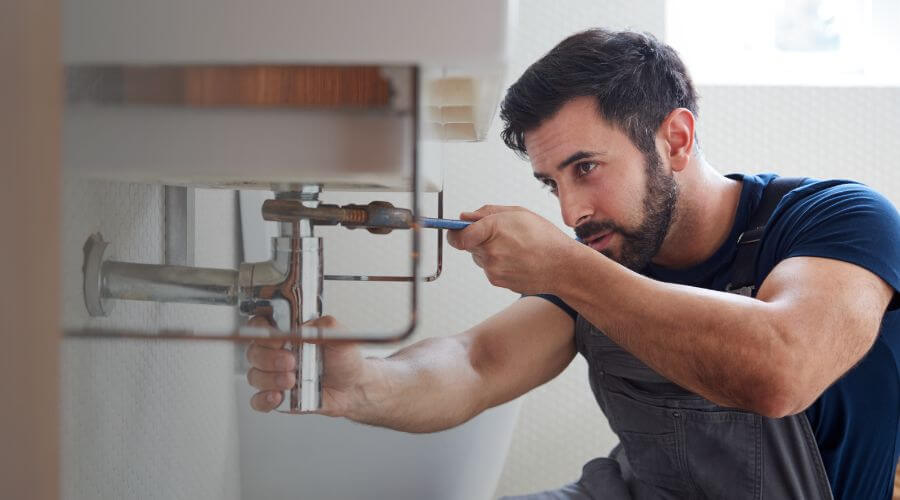 Sink faucet installation in Carrizozo, NM